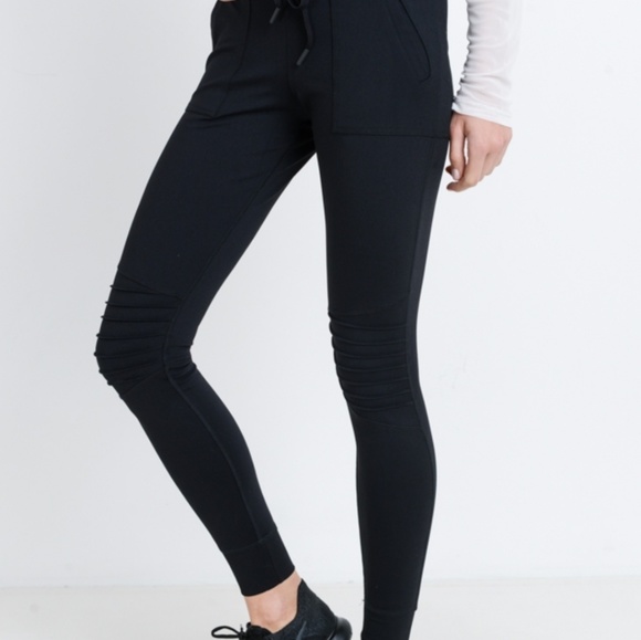 LAST PAIR!! Motto Joggers - Picture 2 of 4